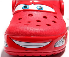 Cargar imagen en el visor de la galería, Cholas Crocs Cars con Luz - 116550