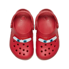 Cargar imagen en el visor de la galería, Cholas Crocs Cars con Luz - 116550