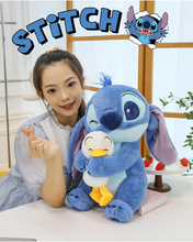 Cargar imagen en el visor de la galería, Peluche Stitch con patito 30cm - 116746