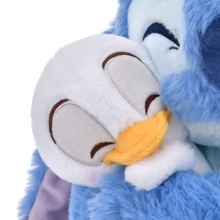 Cargar imagen en el visor de la galería, Peluche Stitch con patito 30cm - 116746