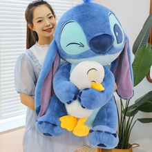 Cargar imagen en el visor de la galería, Peluche Stitch con patito 30cm - 116746