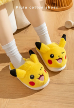 Cargar imagen en el visor de la galería, Pantuflas Pikachu - 116732