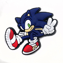 Cargar imagen en el visor de la galería, Pin Crocs Sonic - 116404