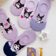 Cargar imagen en el visor de la galería, Medias Kuromi Tobilleras - 116357
