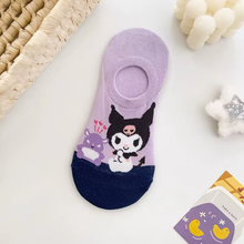 Cargar imagen en el visor de la galería, Medias Kuromi Tobilleras - 116357