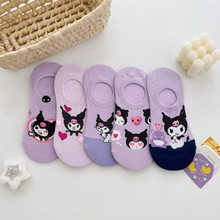 Cargar imagen en el visor de la galería, Medias Kuromi Tobilleras - 116357