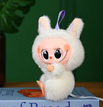 Cargar imagen en el visor de la galería, Peluche LaBubu - 116935