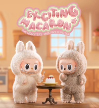 Cargar imagen en el visor de la galería, Peluche LaBubu Sorpresa Colección "Exciting Macaron"- 116936