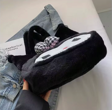 Cargar imagen en el visor de la galería, Cartera Kuromi Peluche - 116259