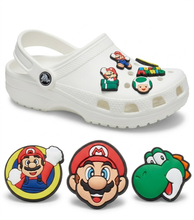 Cargar imagen en el visor de la galería, Pins Crocs Mario Bross Individual - 117340
