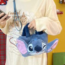 Cargar imagen en el visor de la galería, Cartera Stitch Peluche 23cm - 117068
