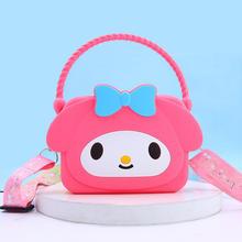 Cargar imagen en el visor de la galería, Cartera Sanrio Plastica pequeña - 117070
