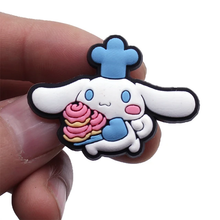 Cargar imagen en el visor de la galería, Pin Crocs Cinnamorrol  - 116473
