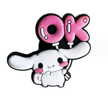 Cargar imagen en el visor de la galería, Pin Crocs Cinnamorrol  - 116473
