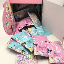 Cargar imagen en el visor de la galería, Borradores Figuras Sorpresas Sanrio - 116479
