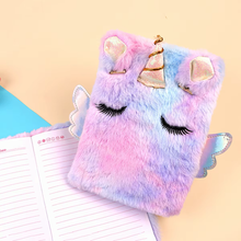 Cargar imagen en el visor de la galería, Diario Unicornio Peluche con candado - 116484
