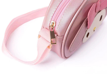 Cargar imagen en el visor de la galería, Cartera Sanrio Semicuero Rostros - 116489
