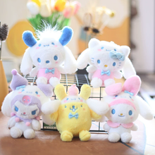 Cargar imagen en el visor de la galería, Llaveros Peluche Sanrio - 116506
