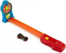 Cargar imagen en el visor de la galería, Pista y Carro Hot Wheels pequeña "Stunt Track" - 117454
