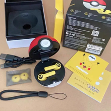 Cargar imagen en el visor de la galería, Audifonos Inalámbricos Pokebola Pikachu - 117020
