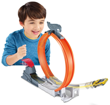 Cargar imagen en el visor de la galería, Pista y Carro Hot Wheels Stunt Track pequeña - 116781
