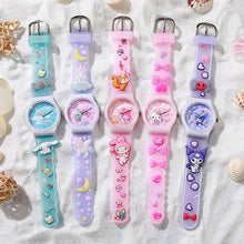 Cargar imagen en el visor de la galería, Reloj Sanrio analogico - 115532
