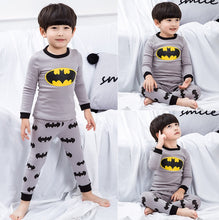 Cargar imagen en el visor de la galería, Pijama Batman gris - 115665
