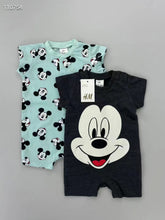 Cargar imagen en el visor de la galería, Mameluco Mickey de algodon para bebe - 115432
