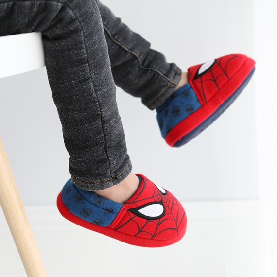 Pantuflas Spiderman cerradas -114685