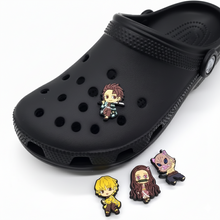 Cargar imagen en el visor de la galería, Pin Crocs One Piece - 117011
