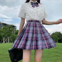 Cargar imagen en el visor de la galería, Falda Plisada con Lazo Morado Oscuro - 116556
