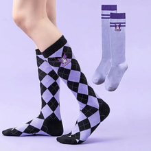 Cargar imagen en el visor de la galería, Medias Kuromi Largas Juveniles - 116979
