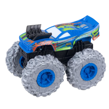 Cargar imagen en el visor de la galería, Vehículo Hot Wheels Monster Truck Grande Twisted Tredz - 117461
