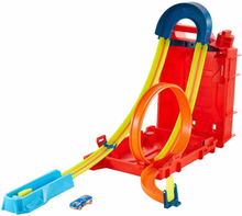 Cargar imagen en el visor de la galería, Pista y Carro Hot Wheels Stunt Track Maletin naranja - 116788

