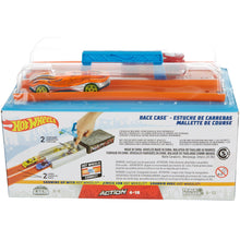 Cargar imagen en el visor de la galería, Pista y Carro Hot Wheels ACTION Maleta Carrera Portátil - 117107
