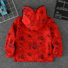 Cargar imagen en el visor de la galería, Chaqueta Spiderman Impermeable Roja con Luz - 117516

