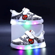 Cargar imagen en el visor de la galería, Zapatos con Luces Spiderman - 114836
