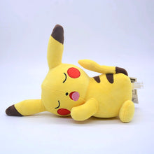 Cargar imagen en el visor de la galería, Peluche Pikachu dormido 25cm - 114819
