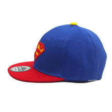 Cargar imagen en el visor de la galería, Gorra Superman - 116965

