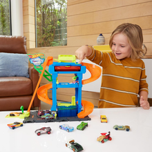 Cargar imagen en el visor de la galería, Pista y carro Hot Wheels  "City" Autolavado - 117470
