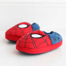 Cargar imagen en el visor de la galería, Pantuflas Spiderman cerradas -114685
