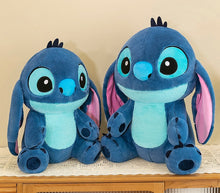 Cargar imagen en el visor de la galería, Peluche Stitch Azul clasico 45cm - 115758
