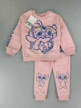 Cargar imagen en el visor de la galería, Conjunto Stitch Sueter y Jogger - 117190

