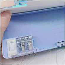 Cargar imagen en el visor de la galería, Cartuchera Kuromi plastica - 116669
