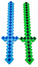 Cargar imagen en el visor de la galería, Espada Minecraft con Luz Azul o Verde - 116816
