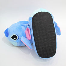 Cargar imagen en el visor de la galería, Pantuflas Stitch niñas - 115773
