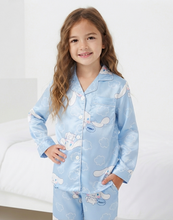 Cargar imagen en el visor de la galería, Pijama Cinnamoroll Satinada - 117528
