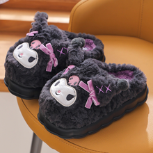 Cargar imagen en el visor de la galería, Pantuflas Kuromi abiertas - 116573
