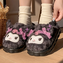Cargar imagen en el visor de la galería, Pantuflas Kuromi abiertas - 116573
