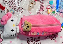 Cargar imagen en el visor de la galería, Cartuchera Kitty Peluche - 116674

